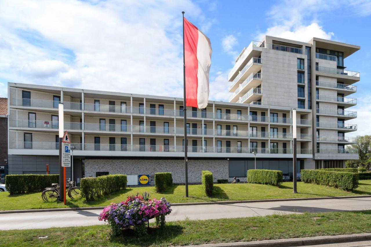 SHS Homes: Luxe Highrise with Stunning Views and Workspace Hasselt Exterior photo